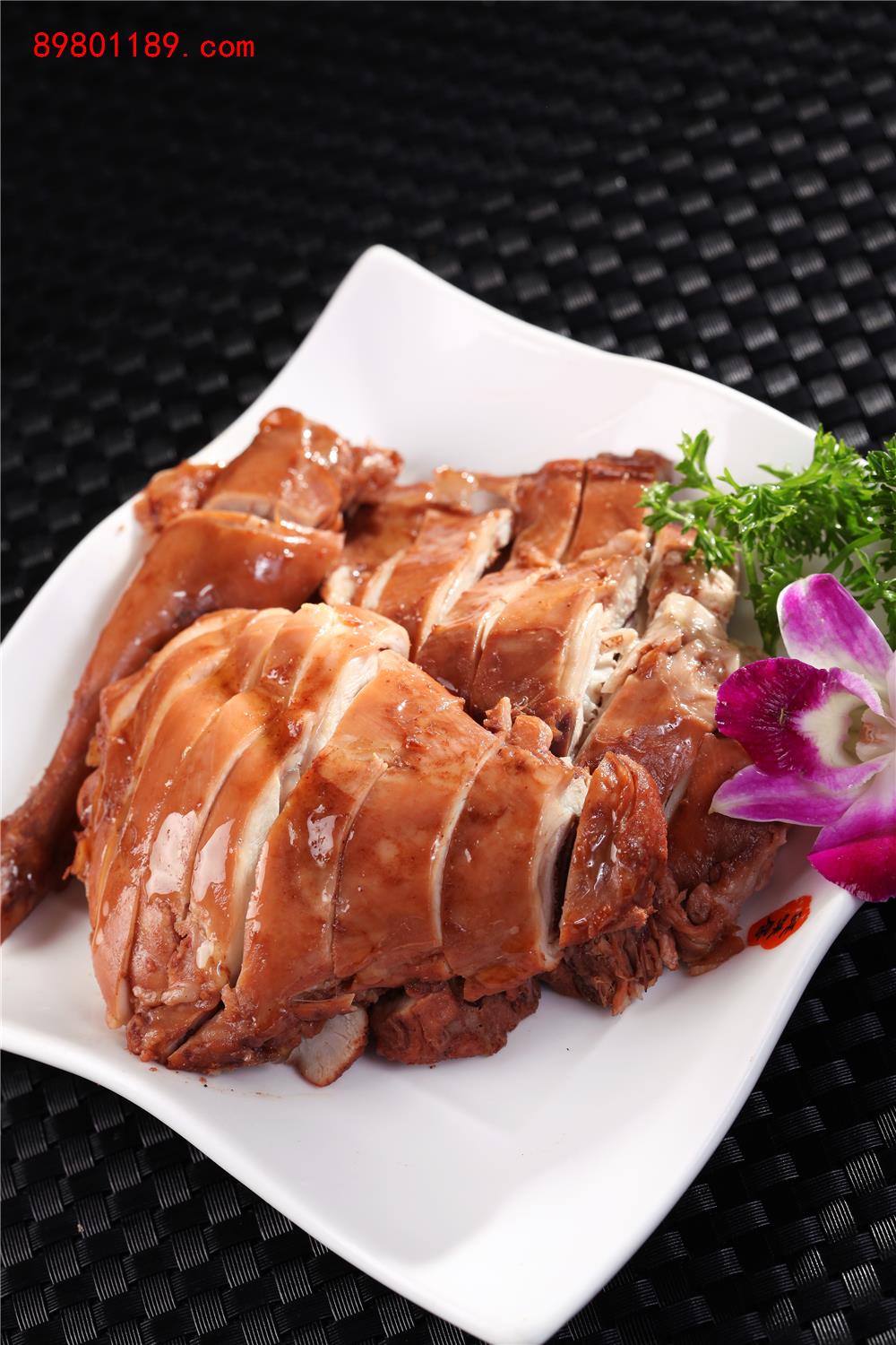五香兔肉